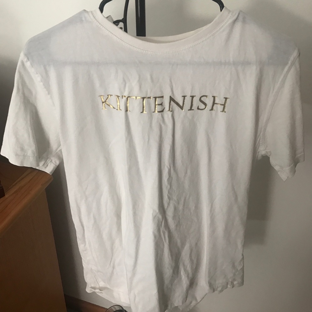 Kittenish basic white tee