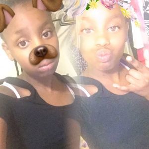 Meet your Posher, Nikole