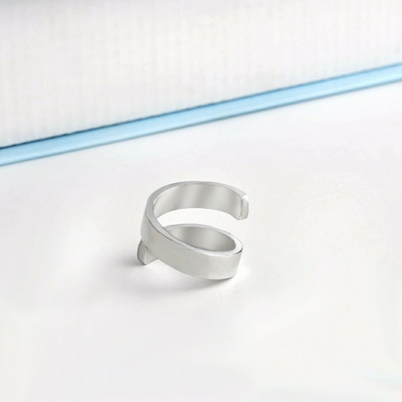 Disney Hakuna Matata Wrap Silver Ring - Picture 5 of 7