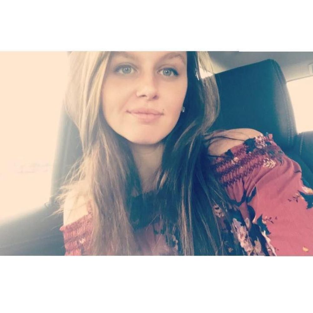 Meet your Posher, Tiffani