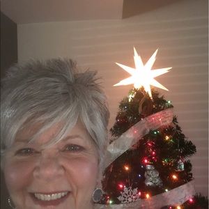 Meet your Posher, Robin