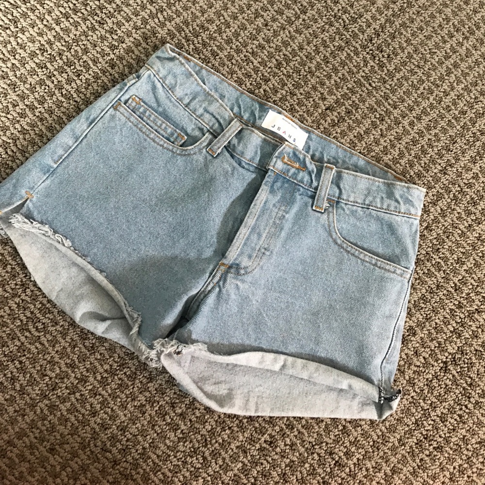 American apparel shorts!