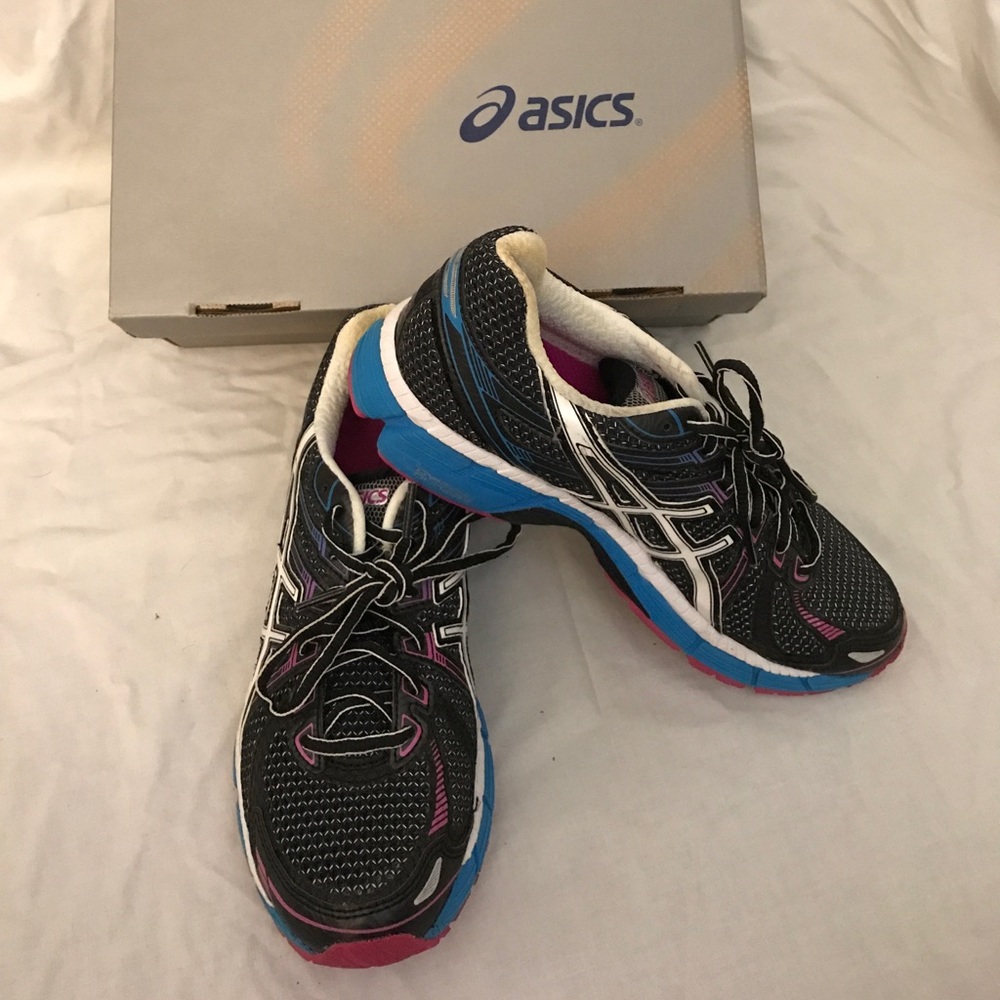Women's Running shoes