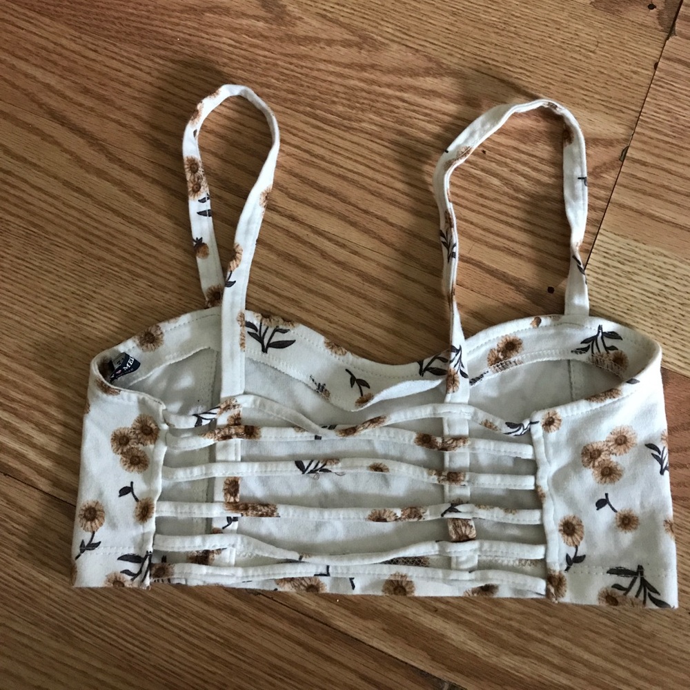 Brandy Melville Chiyo Top