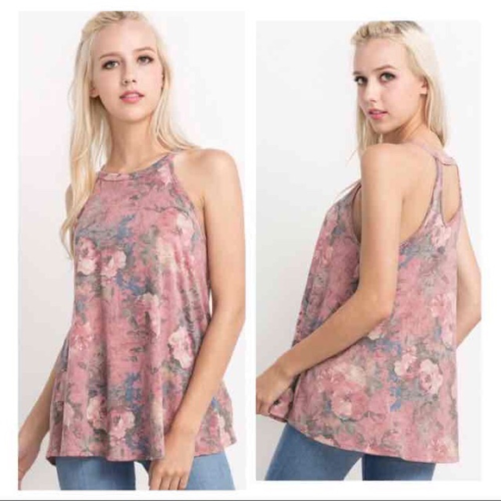 💗LAST ONE MEDIUM 🌹Rose floral print halter top. - Picture 2 of 7