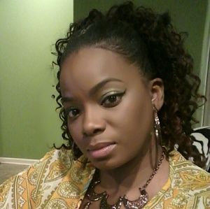 Meet your Posher, Pamela