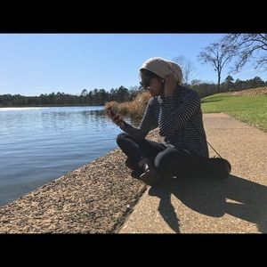 Meet your Posher, Hira