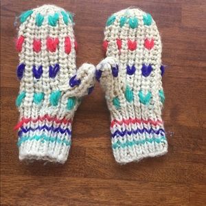 Mittens | off season sale