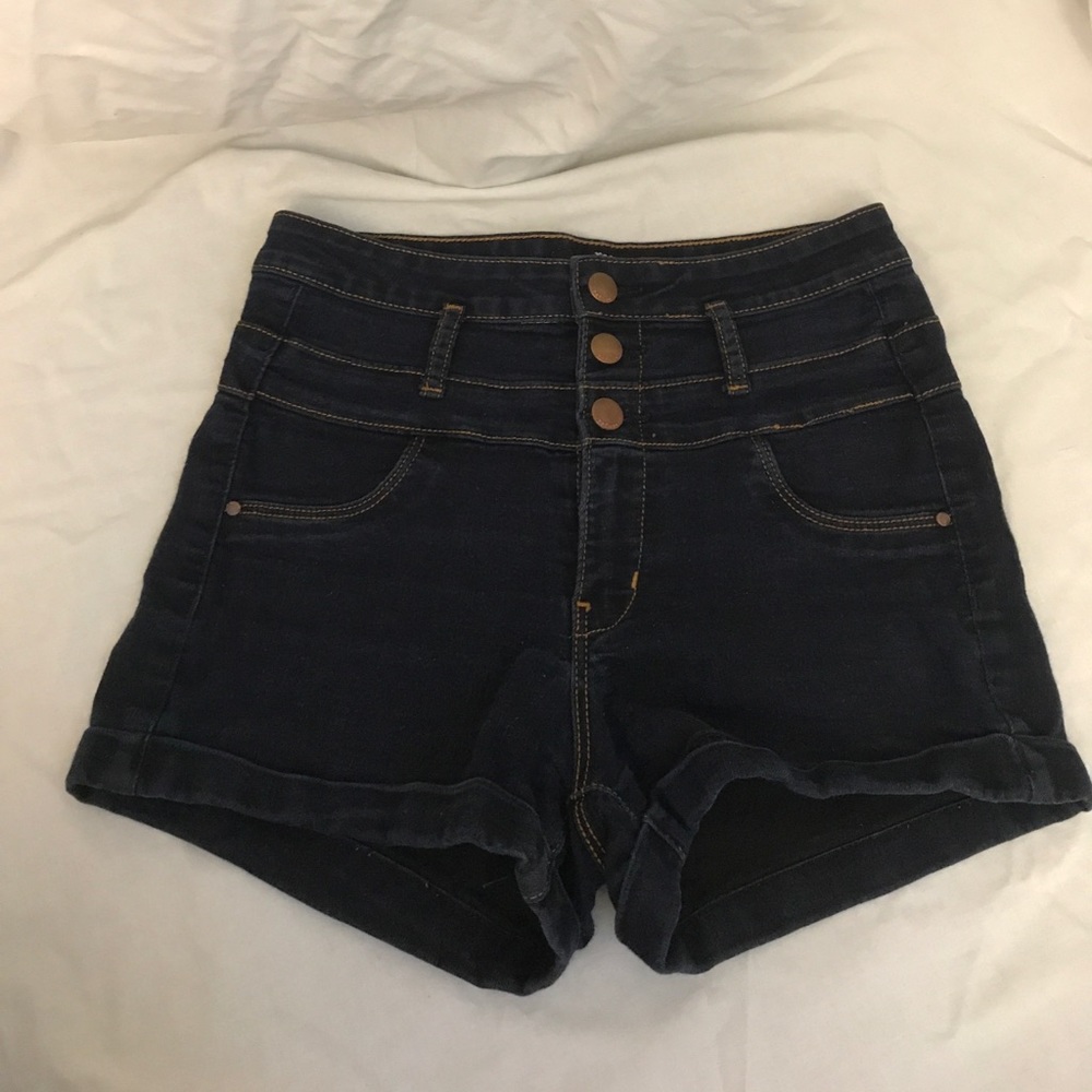 Juniors High waisted shorts