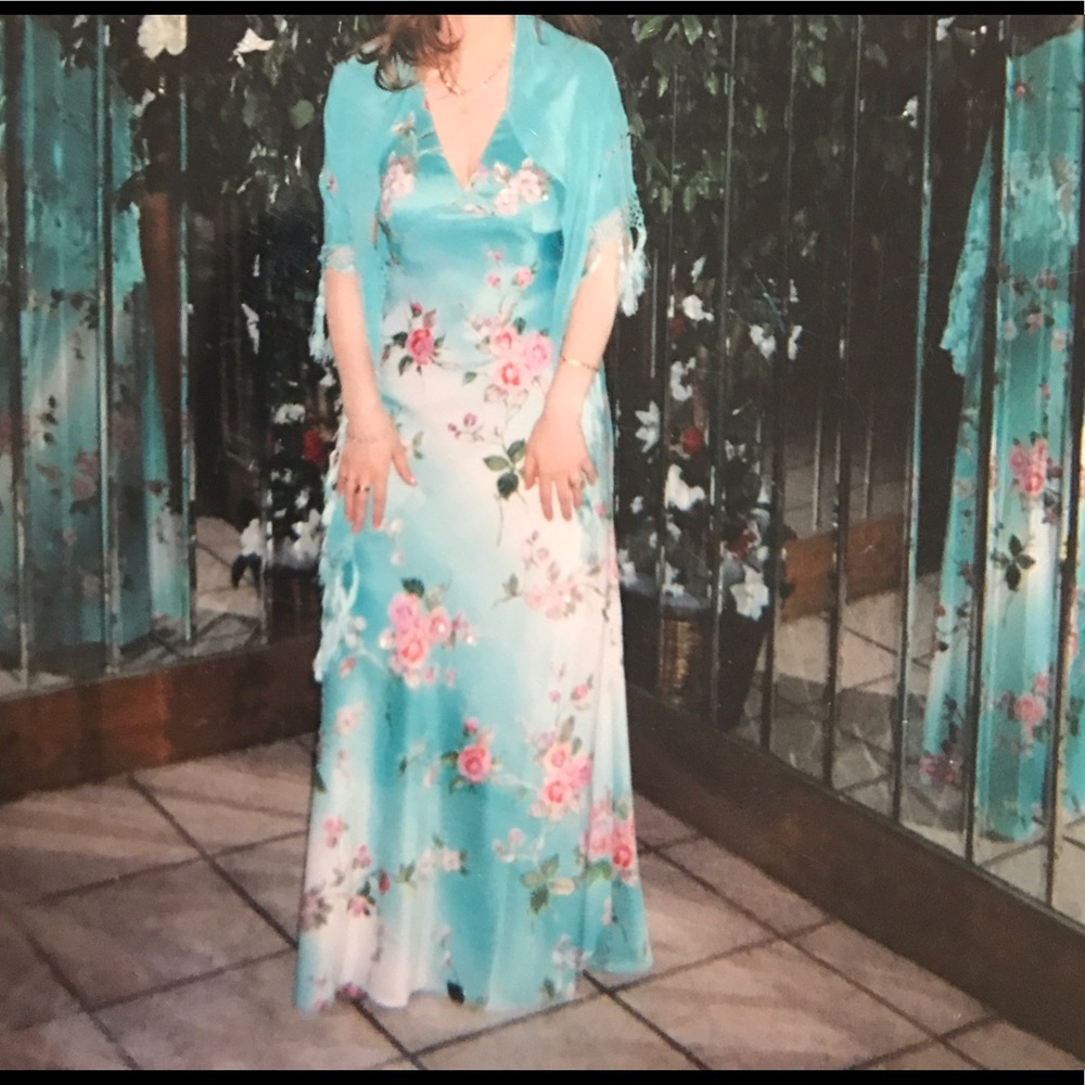 JS boutique floral evening dress