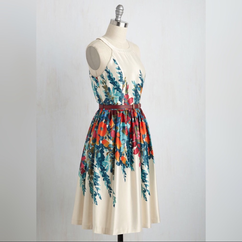 Sold! Modcloth Whats the Zeal Dress in Flower Box - Picture 2 of 5
