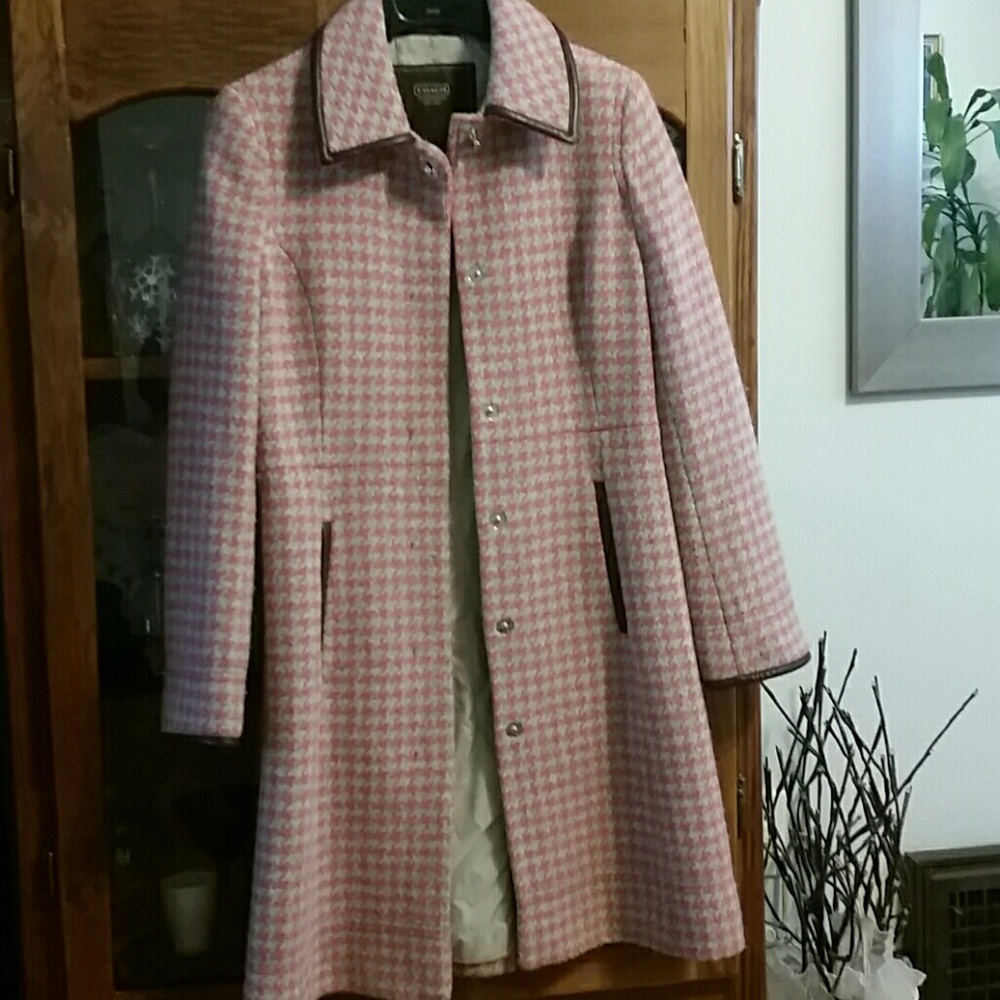 Coach pink & gray houndstooth coat
