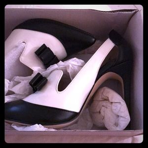 Signature black and white bow tie heels!