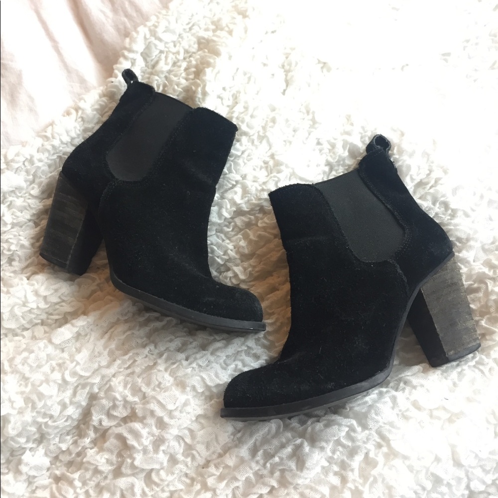 SALE!!! Steve Madden ankle booties!