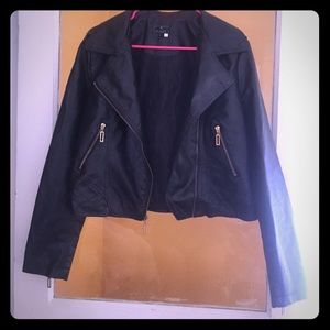💘Sale💘Black leather jacket!