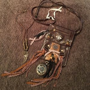 CCO⬇️ My steampunk creations: satchel & necklace