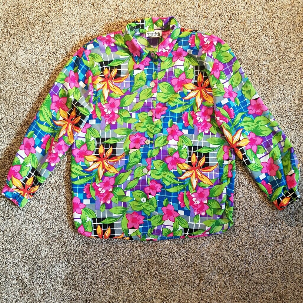 Teddi Vintage Women's Floral Button Down Blouse