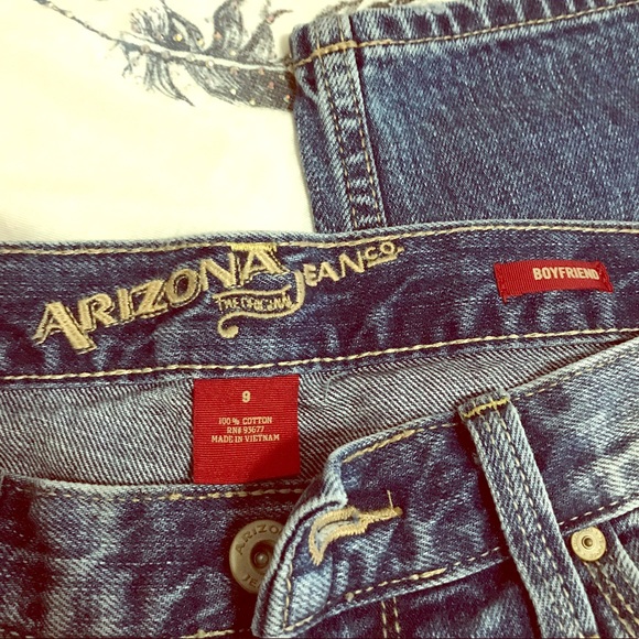 Arizona Distressed Jeans size 9Junior - Picture 3 of 4