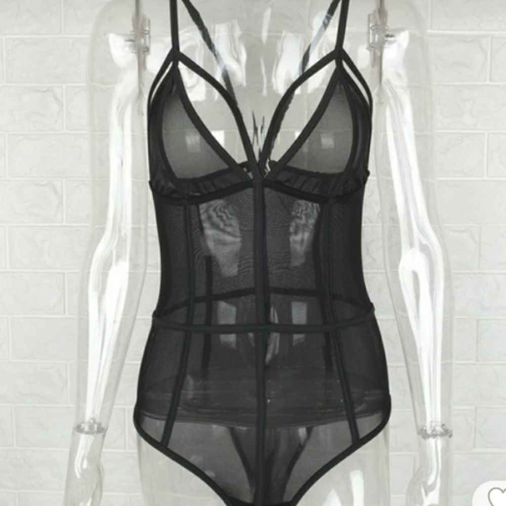 FINAL PRICE!!!!! SEXY BODY SCULPTING BODYSUIT - Picture 3 of 6
