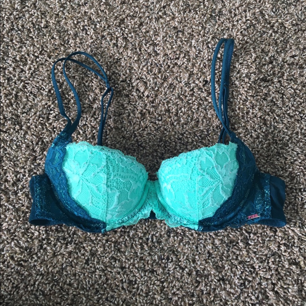 VS Pink date push up bra