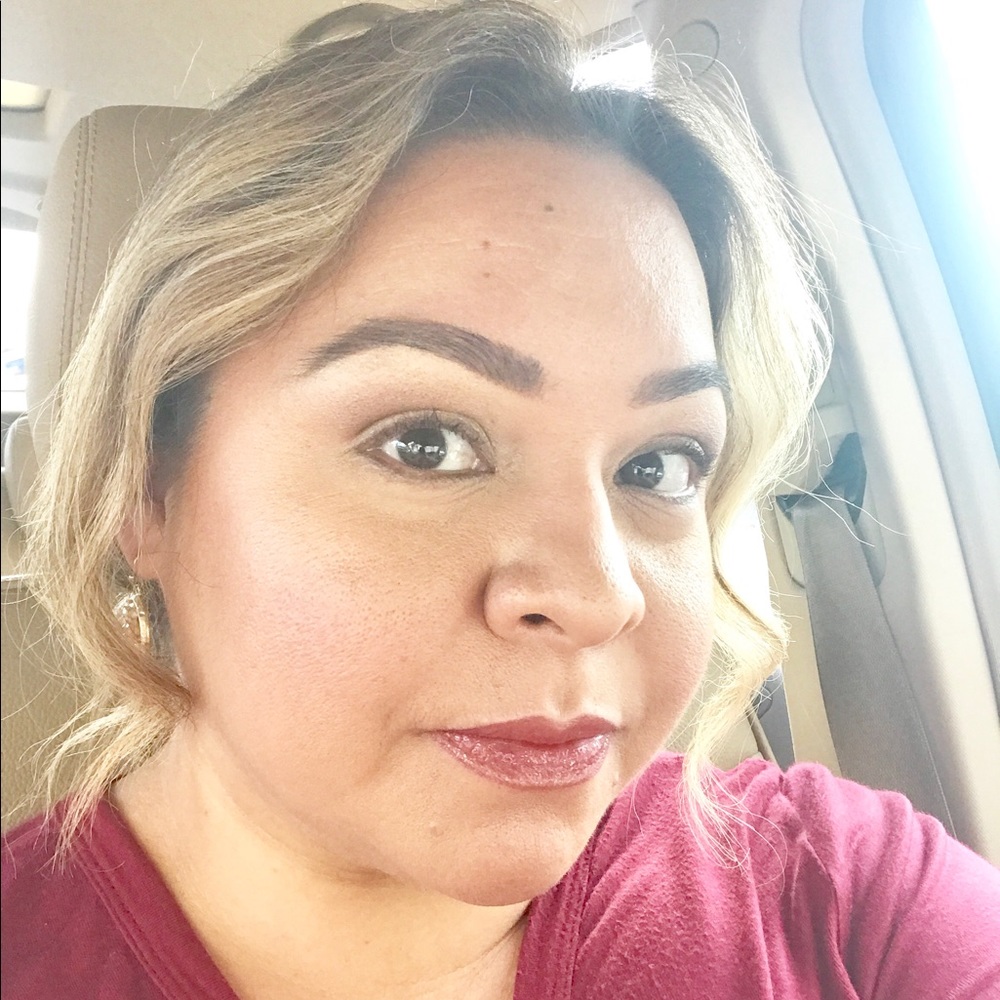 Meet your Posher, Aracely