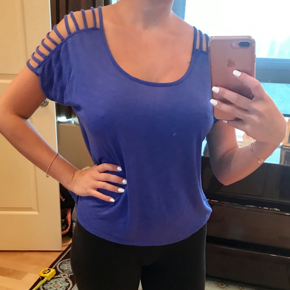 NWT Soprano Women's Violet Knit Top size S