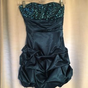 Formal strapless dress
