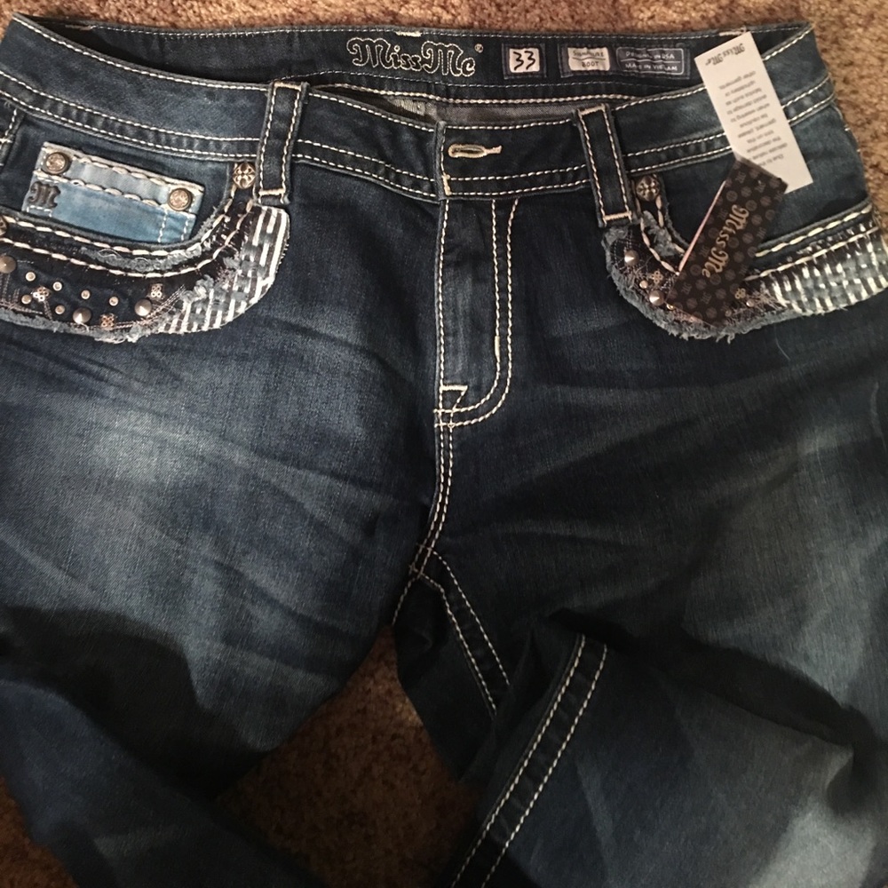 Size 33 miss me jeans. Tags still on.