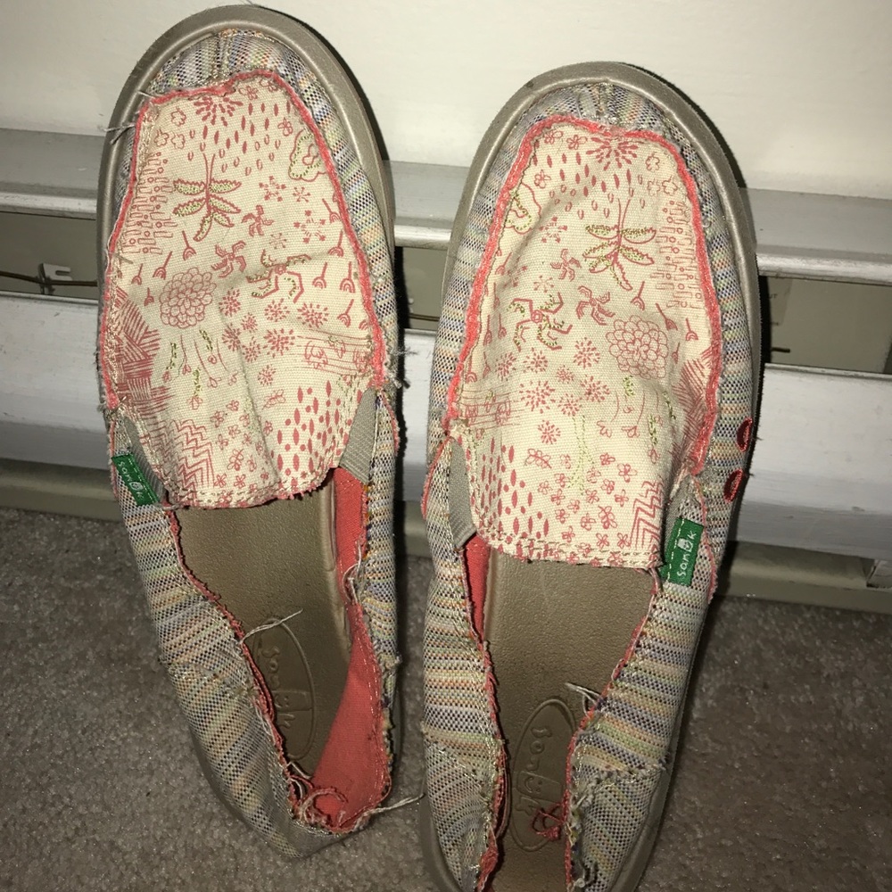 Great condition--Sanuk slip-ons. Very comfy!