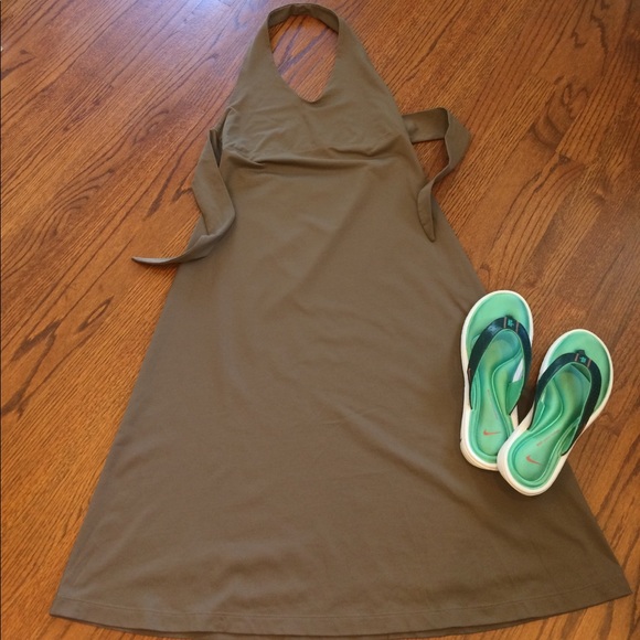 Patagonia Dresses & Skirts - Patagonia halter neck midi dress like new