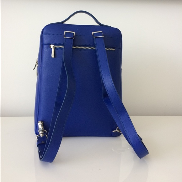 GORGEOUS BARNEY'S NEW YORK BACKPACK (NWT)!!! - Picture 4 of 8