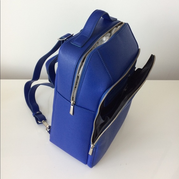 GORGEOUS BARNEY'S NEW YORK BACKPACK (NWT)!!! - Picture 7 of 8