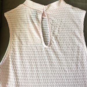 HM pink crop top