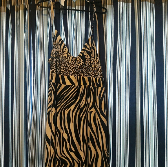 Dress - Picture 1 of 5