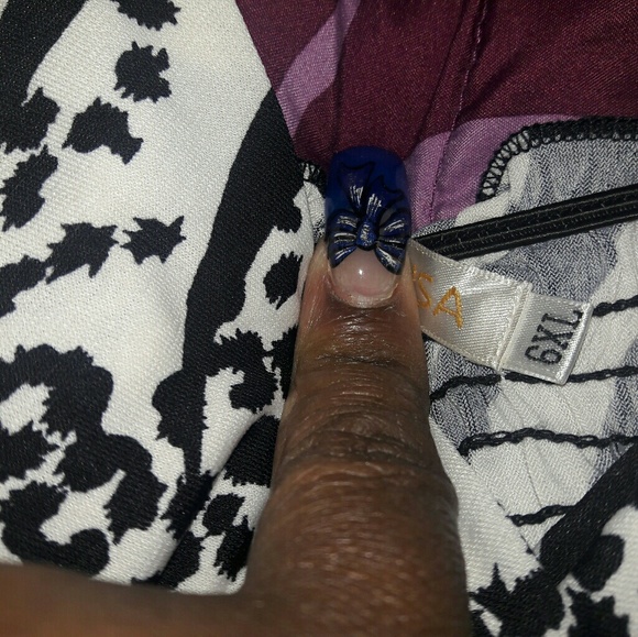 Dress - Picture 3 of 5