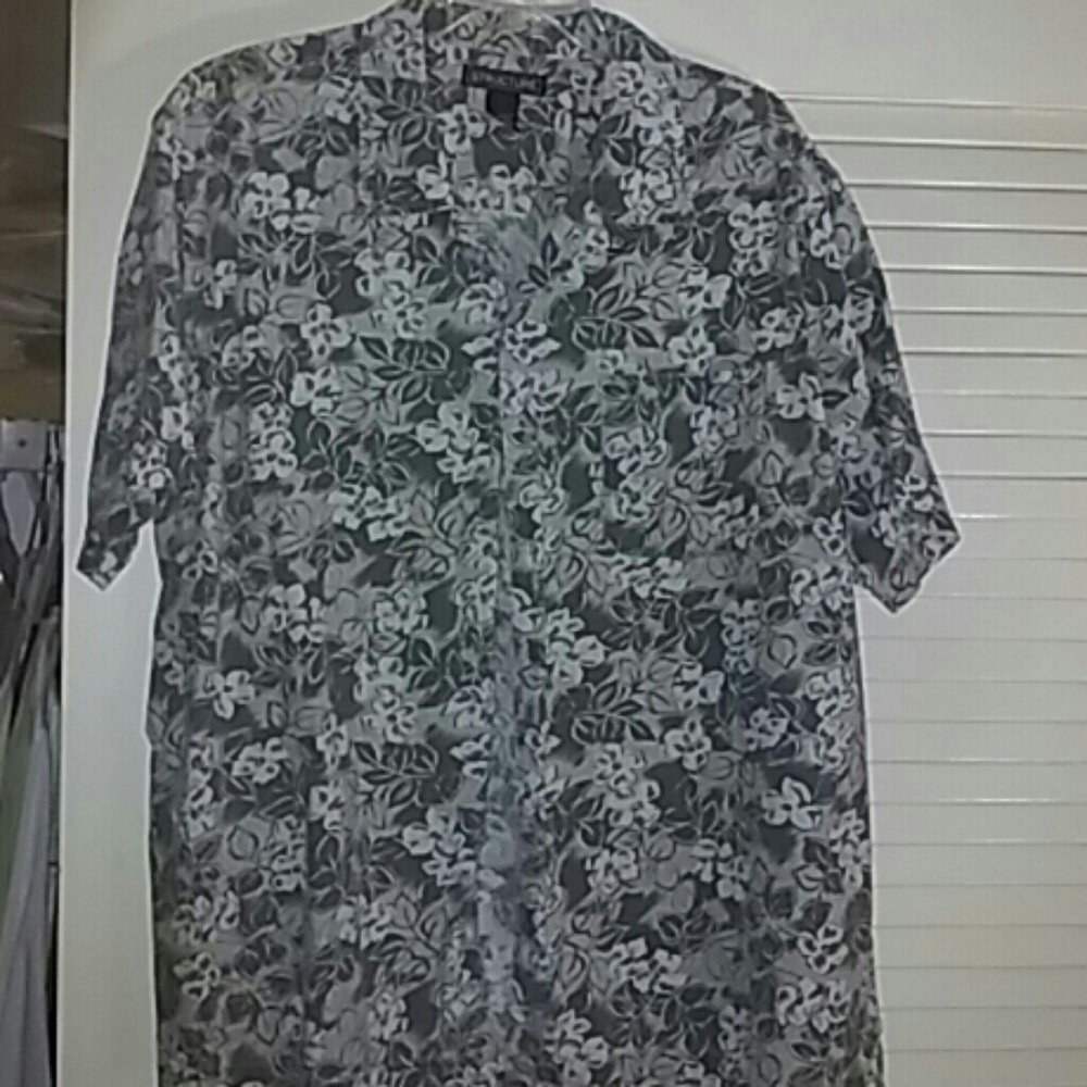 Men's XL Short Sleeve Shirt w Pocket & Collar
