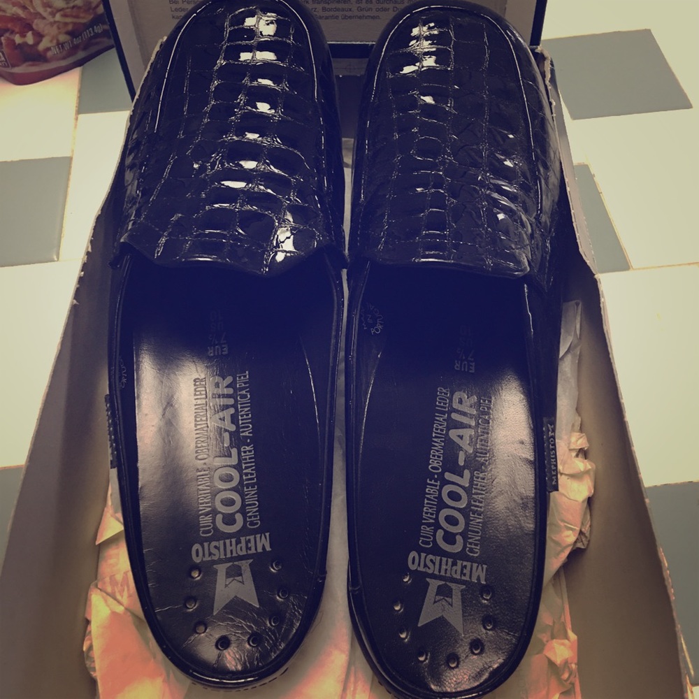 Mephisto black dress shoes