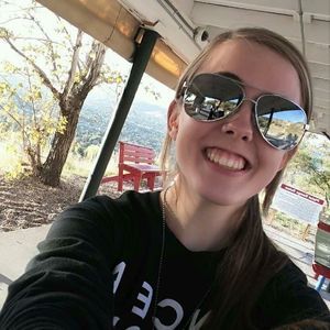 Meet your Posher, Ashlee