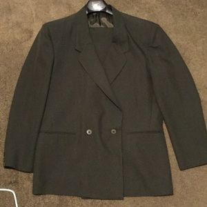 Ultra stylish - Double Breasted Olive suit