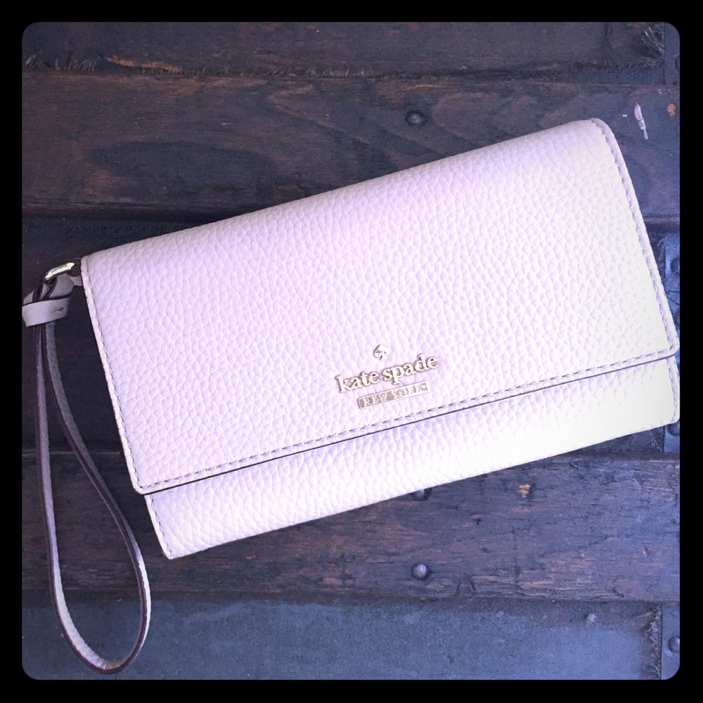 Kate Spade wristlet clutch