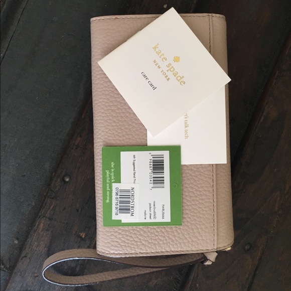 Kate Spade wristlet clutch
