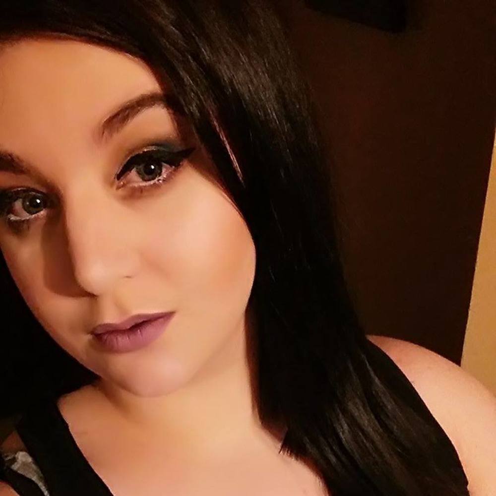 Meet your Posher, Melyssa