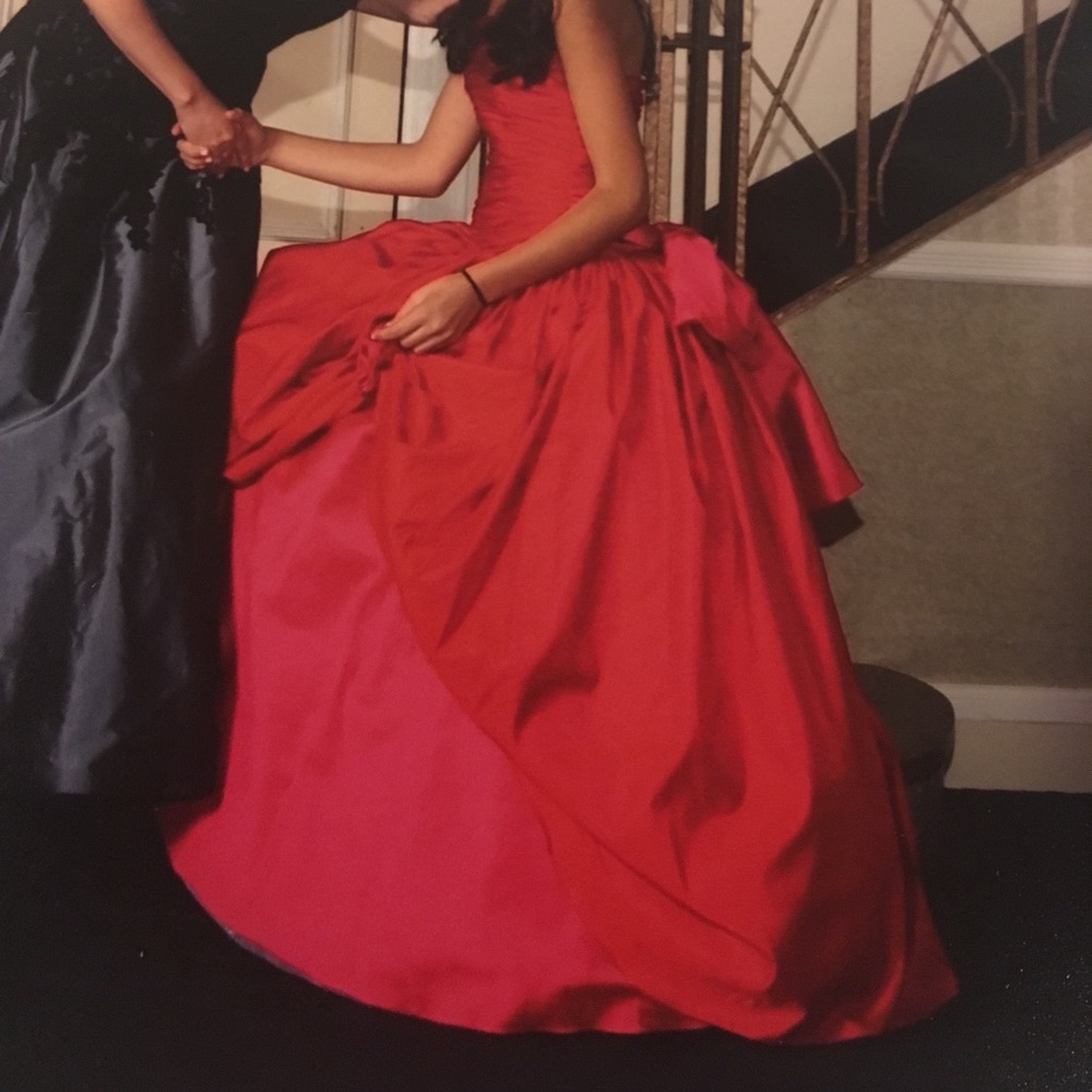 Strapless pink and red ball gown - fuschia