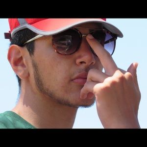 Meet your Posher, Bryant