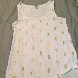 Loose fit pineapple tank