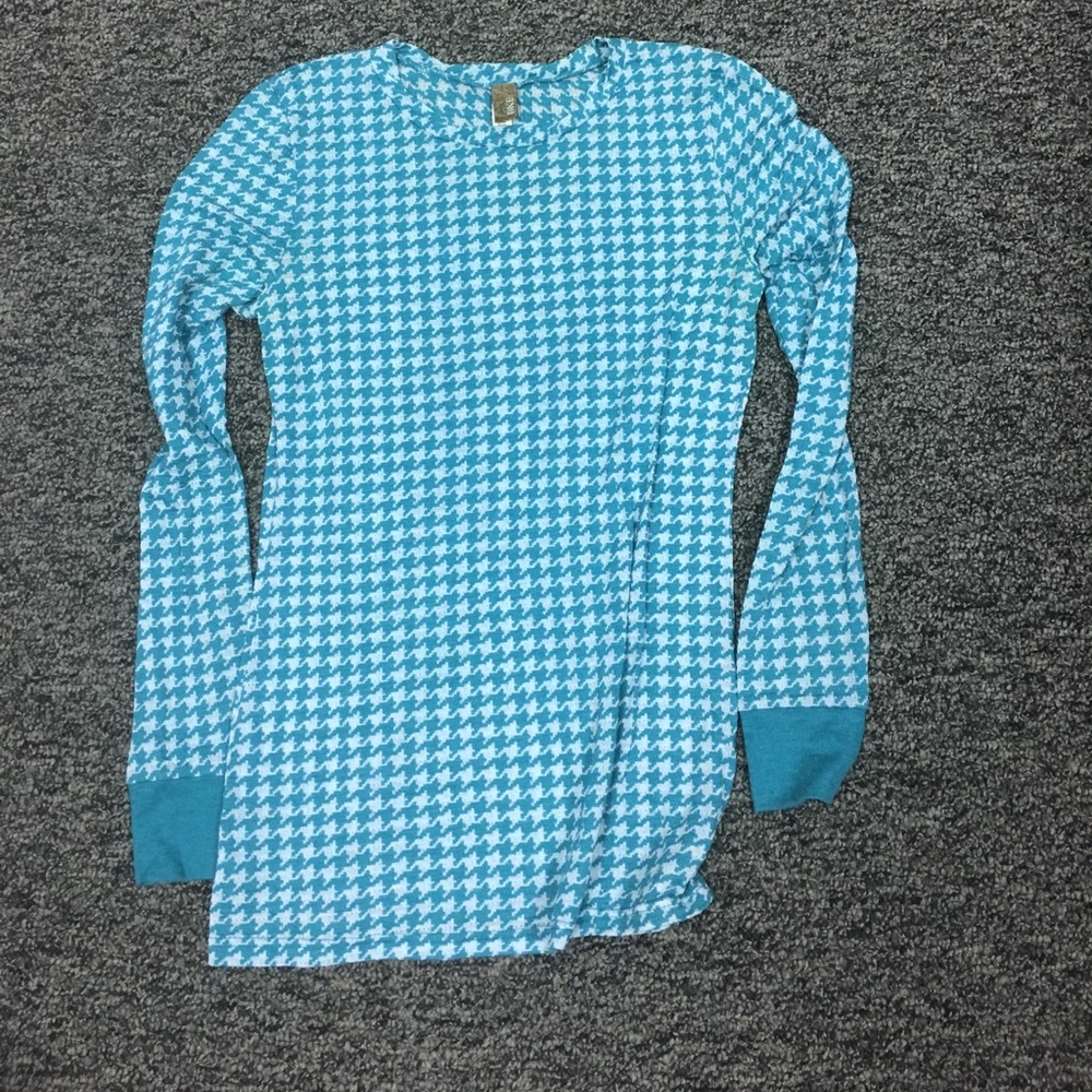 Long sleeve top