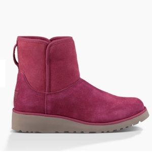 Burgundy/ pink uggs