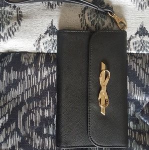Victoria's Secret Tech Wristlet