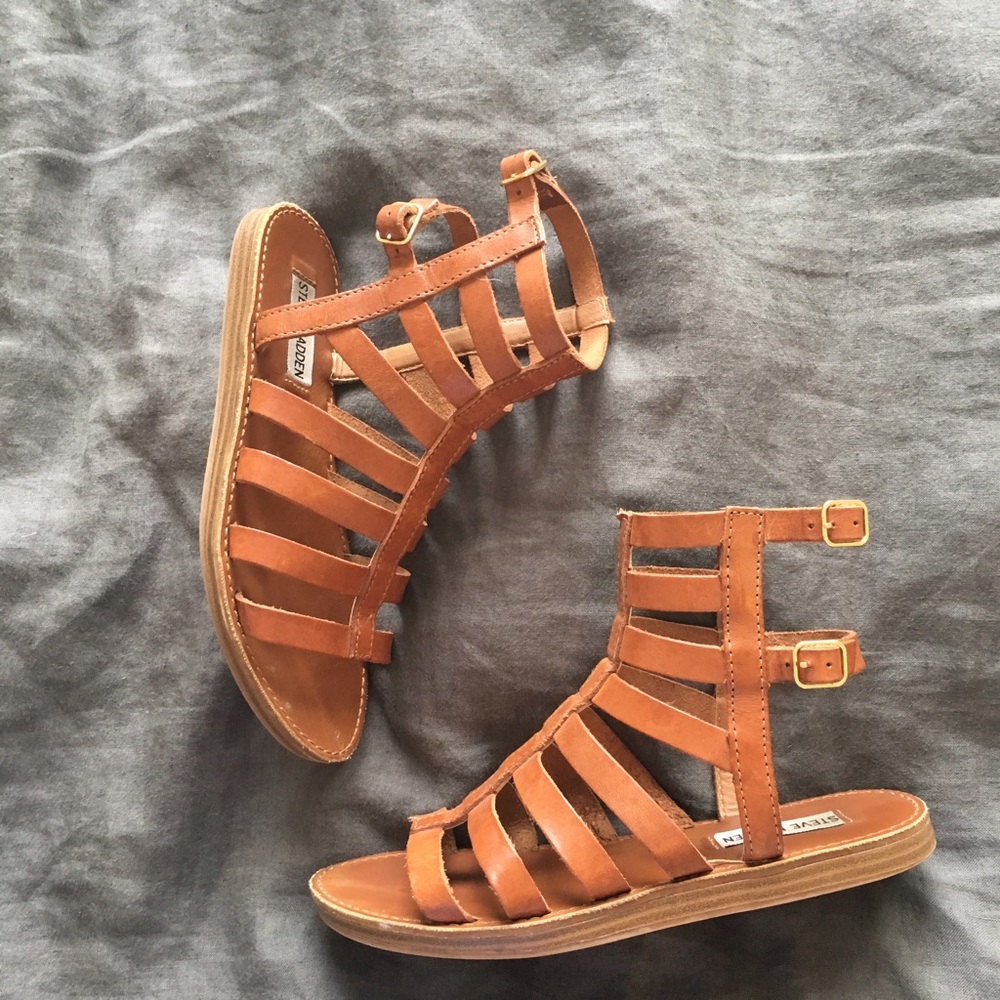 STEVE MADDEN Gladiator Sandal