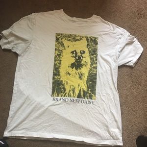 Brand New band Daisy t shirt